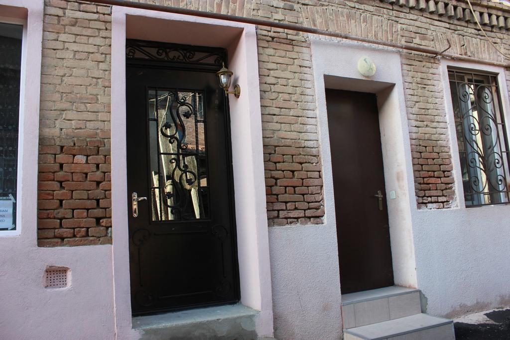 טביליסי Apartment Izabella מראה חיצוני תמונה
